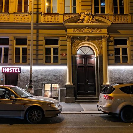 Clown And Bard Hostel Prague Exterior photo