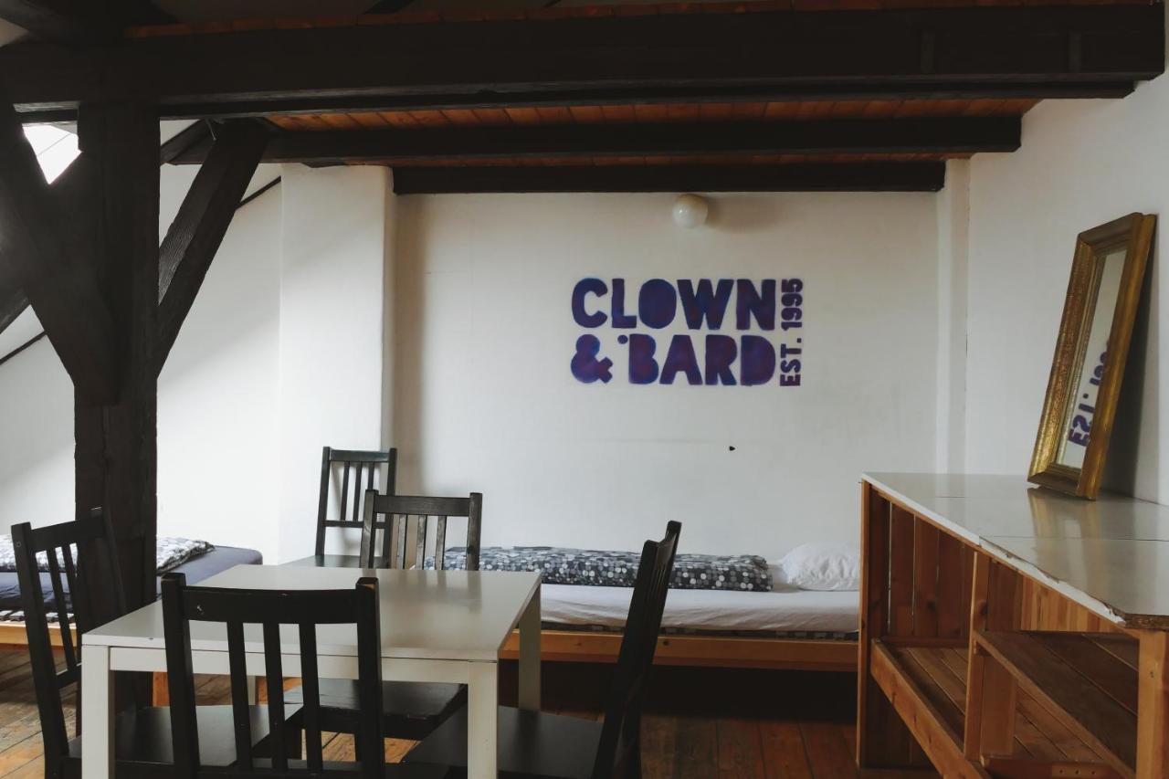 Clown And Bard Hostel Prague Exterior photo